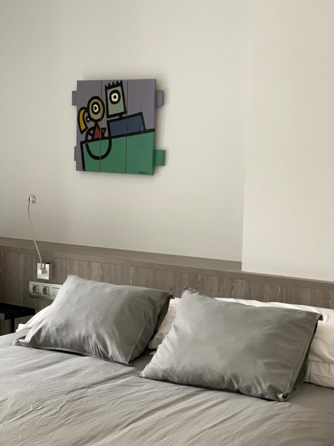 Apartaments El Cine Roses Buitenkant foto