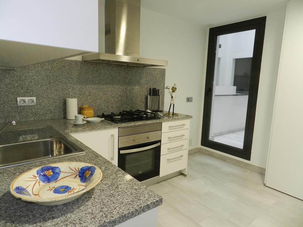 Apartaments El Cine Roses Buitenkant foto